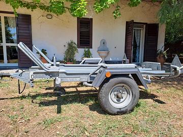 Carrello omologato tre posti