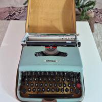 macchina da scrivere olivetti lettera 22