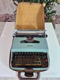 macchina da scrivere olivetti lettera 22