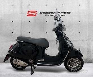 Piaggio Vespa 300 GTS
