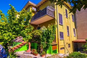 CASA SEMINDIPENDENTE A COLORNO