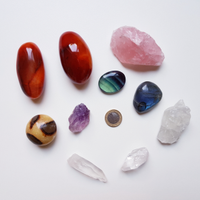 Minerali grezzi e burattati in blocco