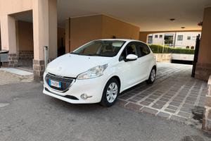Peugeot 208 1.2 VTi allure