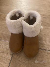 Stivaletti Bambina con Pelliccia e Pompon - N. 25