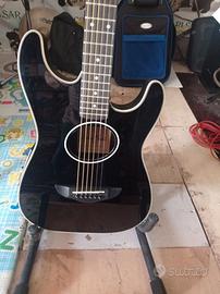 Chitarra acustica amplificata