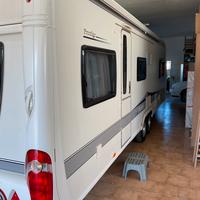 Caravan hobby prestige 720 uml