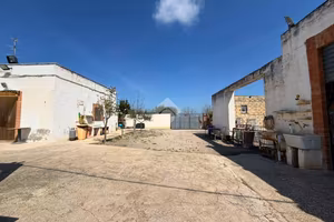 RUSTICO A LUCERA