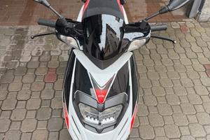 Aprilia 50 – 2012 – SOLO 2.000 km – sempre garage