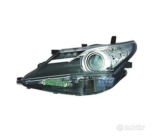 FANALE SINISTRO PER TOYOTA AURIS 13-15 FONDO NERO 