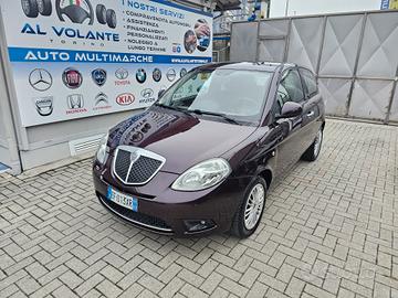 Lancia Ypsilon 1.2 69 CV Argento