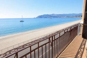 Appartamento di 160 m² con più di 5 locali a Savon