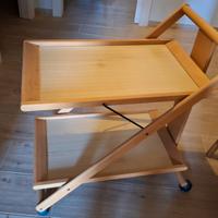 Carrello in legno portavivande