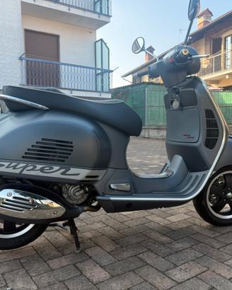 Vespa gts 300 super sport