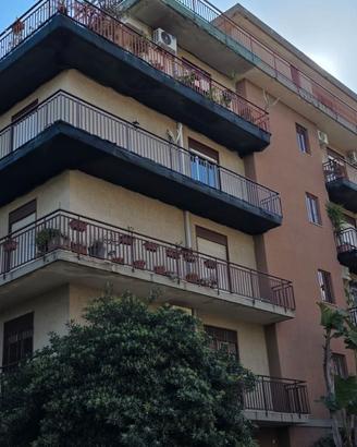 Barriera(adiac. via del Bosco) residenziale 4 vani