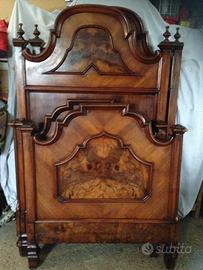 Letto matrimoniale stile liberty