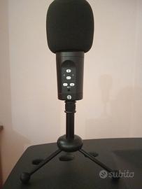 Microfono a condensatore con supporto