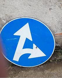 cartello direzionale vintage