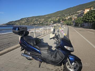 Suzuki Burgman 250