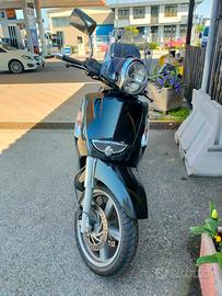 Aprilia Scarabeo 500i (motore Piaggio).