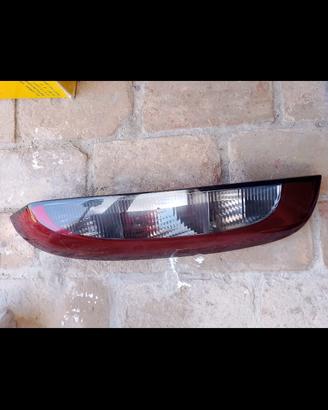 fanale posteriore Opel corsa c 2000-2006