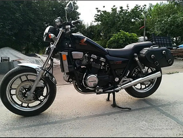 Honda VF 750