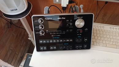 Roland bk7m,modulo arranger + extra styles.
