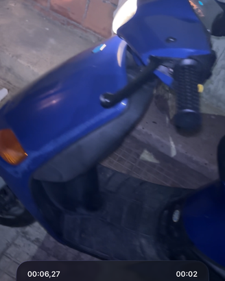 Zip fast rider 50   2 tempi. 600 euro