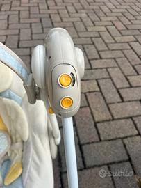 Sdraietta vibrante per neonati