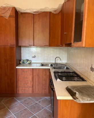 Cucina completa di elettrodomestici