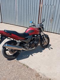 Kawasaki zr7