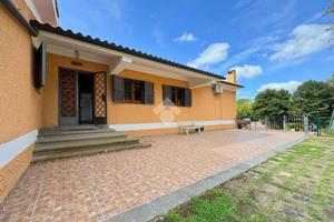 5 LOCALI A SACROFANO