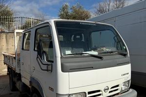 Nissan Cabstar 7 posti ribaltabile
