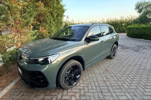 VOLKSWAGEN Tiguan 1.5 TSI eHybrid DSG R-Line Plus
