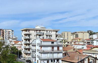 2 LOCALI A AGROPOLI