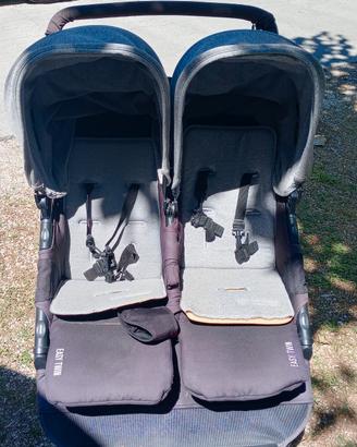 Passeggino affiancato Baby Monsters Easy Twin