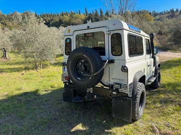 Land Rover Defender 300 Tdi