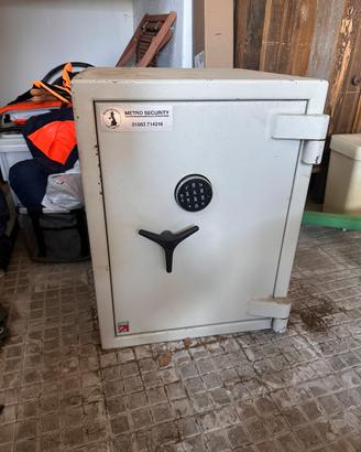 Cassaforte  con serratura elettronica