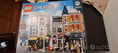 lego modulare Creator Expert 10255 piazza 