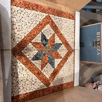 rosoni in marmo a mosaico 