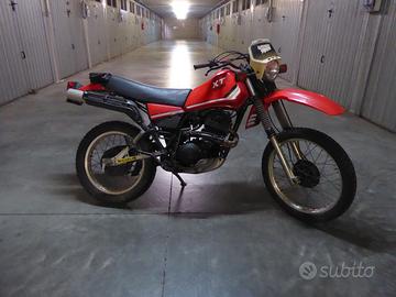 Yamaha XT 550 - 1984