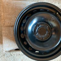 Cerchi nuovi 5 fori Renault