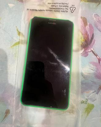 Nokia Lumia  (modello con scocca verde fluo)