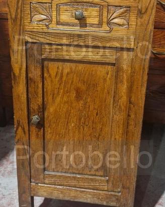Codice: 274247 ANTICO COMODINO IN LEGNO CON CASSE