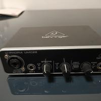 Scheda  audio behringer u-phoria umc 22