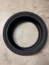 Pneumatici invernali 235/35 R19 91V