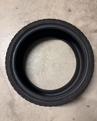 Pneumatici invernali 235/35 R19 91V