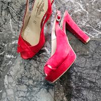 Scarpe rosse Via Condotti misura n. 37 tacco 11