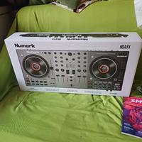 console dj numark ns4fx 