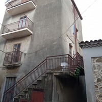 Casa su 3 livelli
