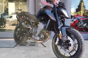 KTM DUKE 890 05/21 1302KM - TECH PACK